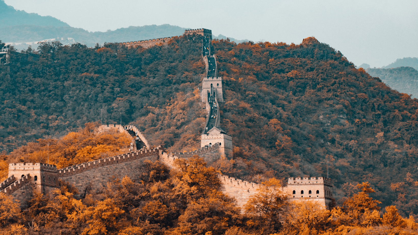 A view of the great wall from above.